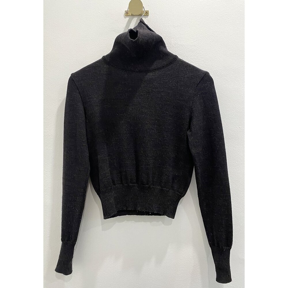 WARM + CLASSIC  Caves Collect | Black Wool Turtleneck Sweater – Size S 🖤✨